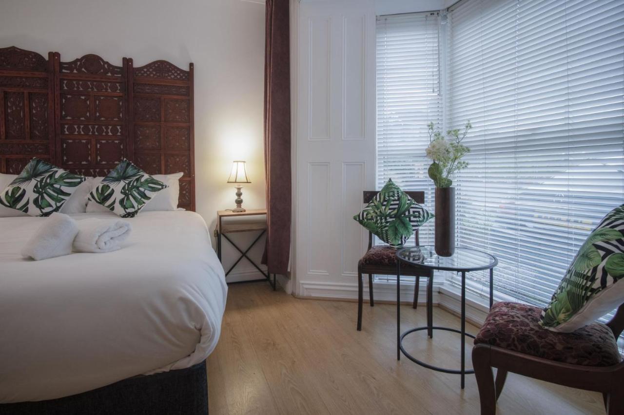Langland Road - 1 Bedroom - Mumbles *
