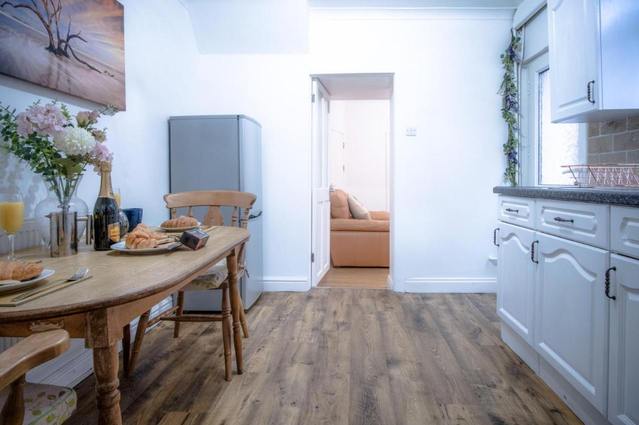 Langland Road - 1 Bedroom - Mumbles Apartment